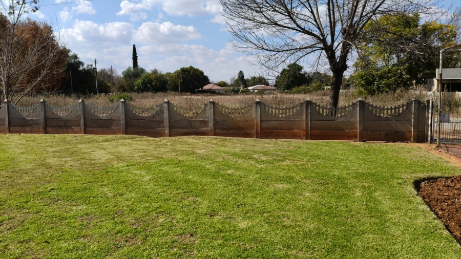 5 Bedroom Property for Sale in Hennenman Free State